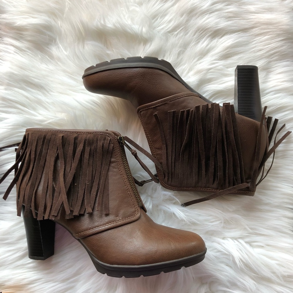 American Living Kalee brown fringe bootie size 10 - Picture 2 of 8